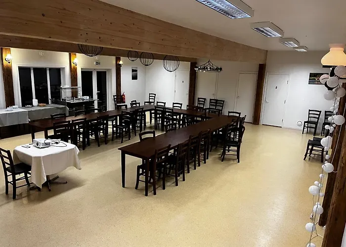 Kivimaee Turismitalu ホステル Taagepera